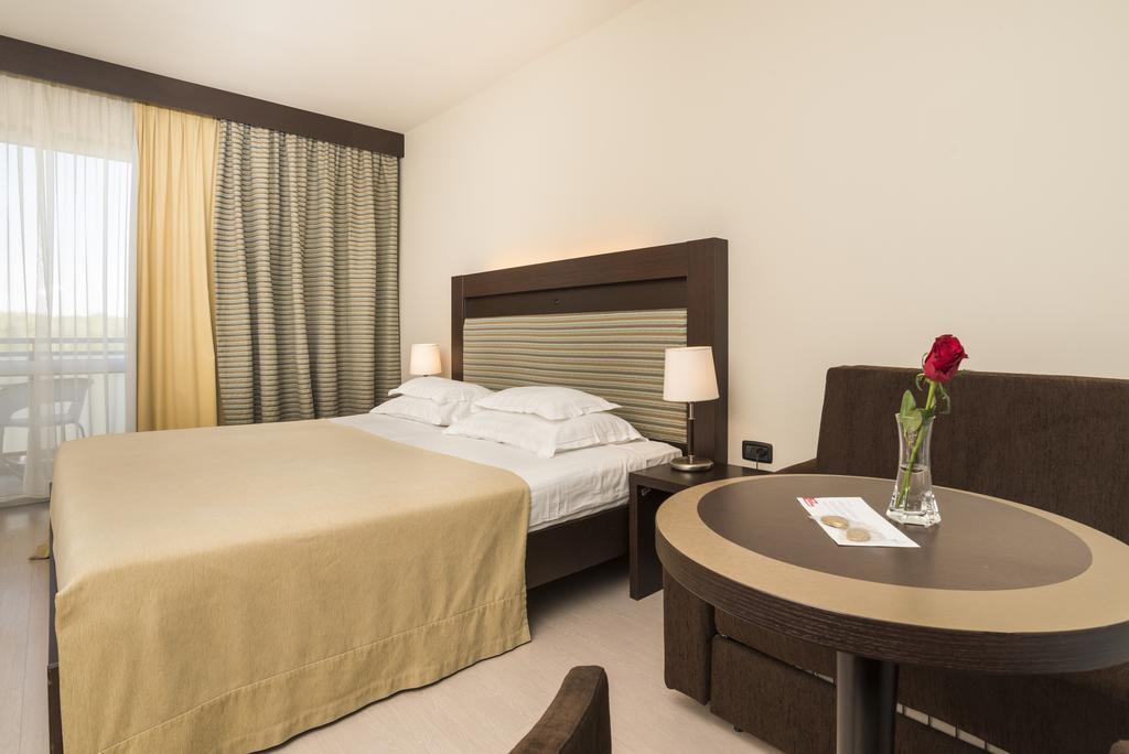 Hotel Garden Istra Plava Laguna 乌马格 外观 照片